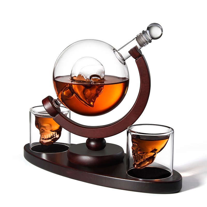 Carrafe Whisky "Tête de mort" - Le Coin Du Barman : Le Spécialiste Des Accessoires Pour Cocktails